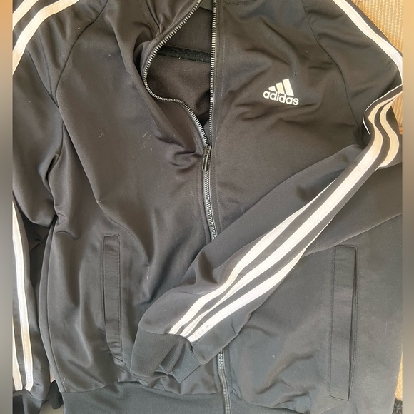 Addidas Tracksuits Set - Picture 5 of 8
